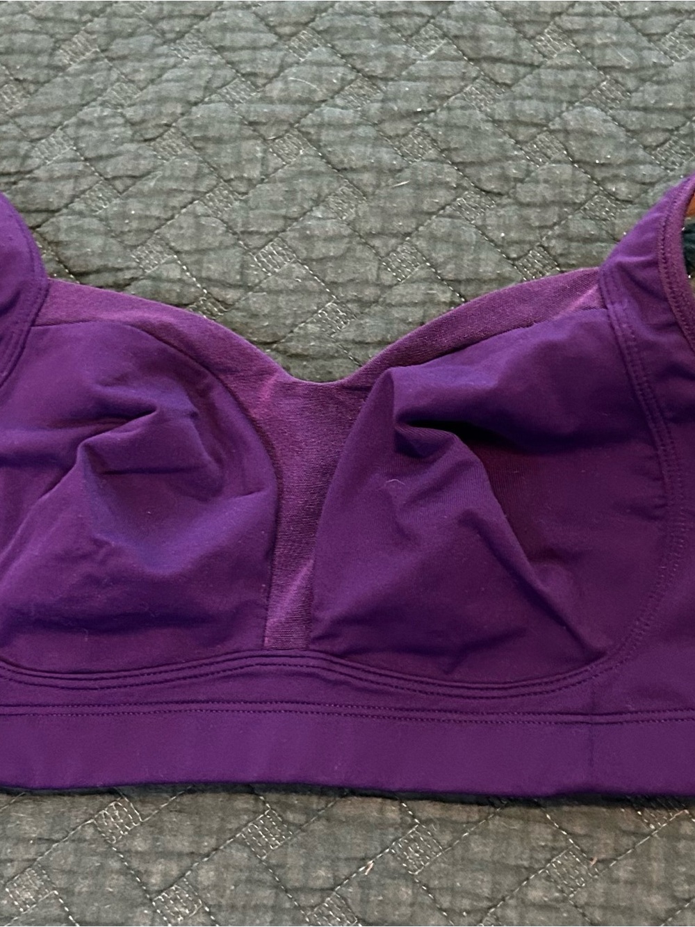 Lululemon sport bra